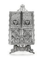 Kaaba Door Metal Quran Stand Case – Silver Tone