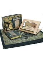 Quran & Wooden Rahle Gift Set with Prayer Rug