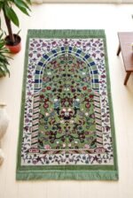 Rawdah Pattern Velvet Prayer Rug